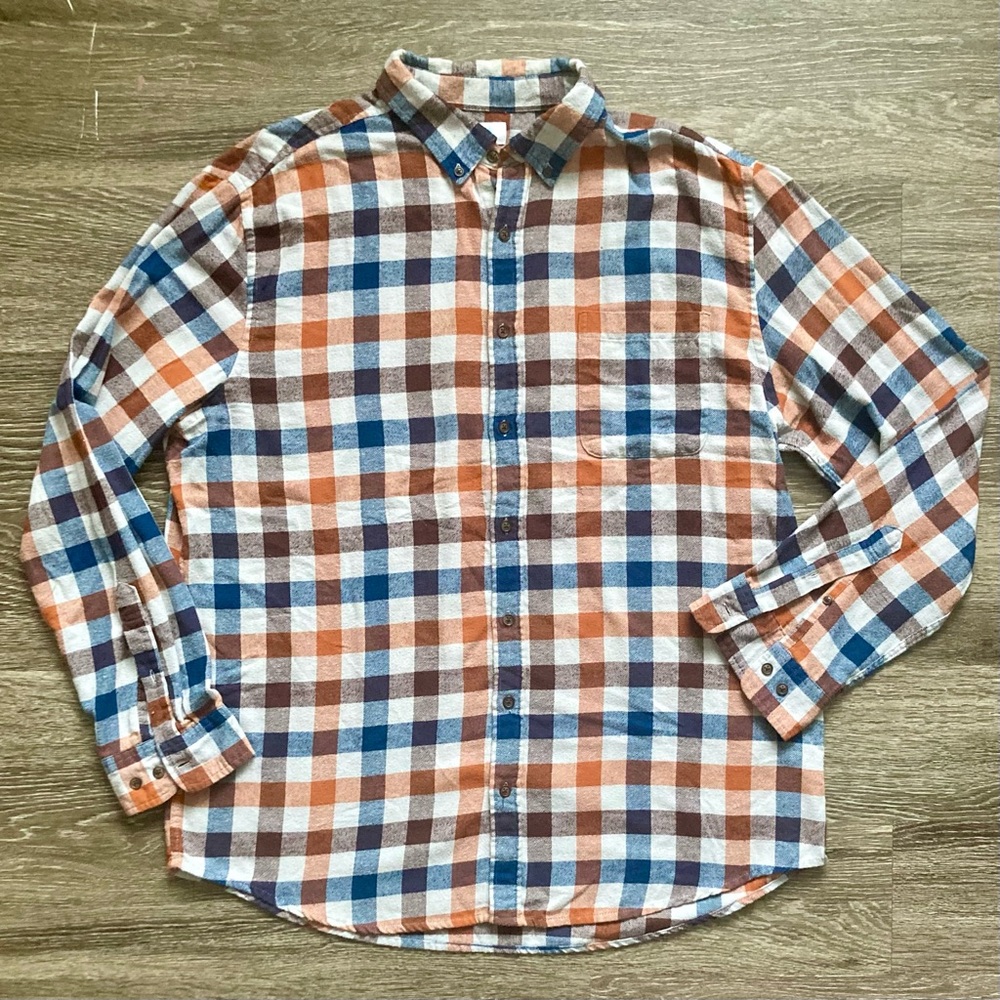 Croft & Barrow men’s flannel plaid button down shirt in size XL
